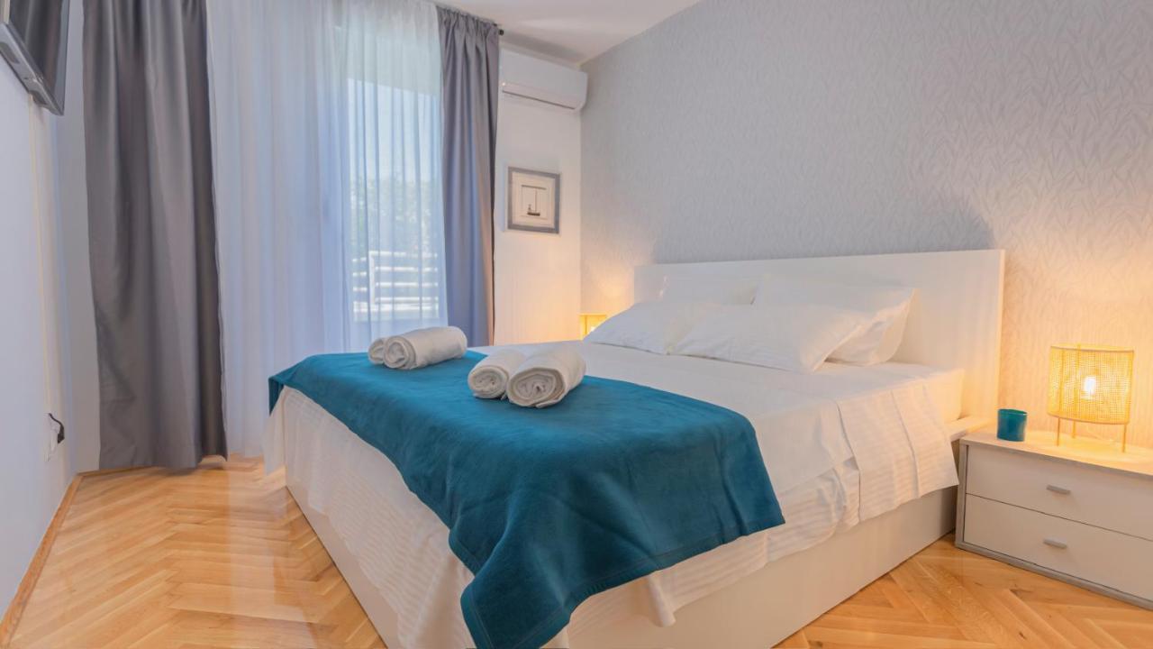 New Delux Green Garden Apartment With Hotube **** Split Zewnętrze zdjęcie