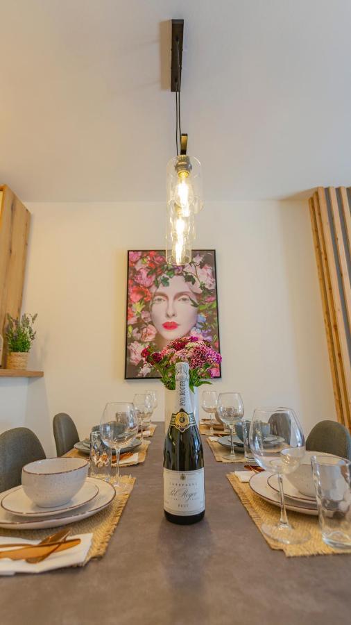 New Delux Green Garden Apartment With Hotube **** Split Zewnętrze zdjęcie