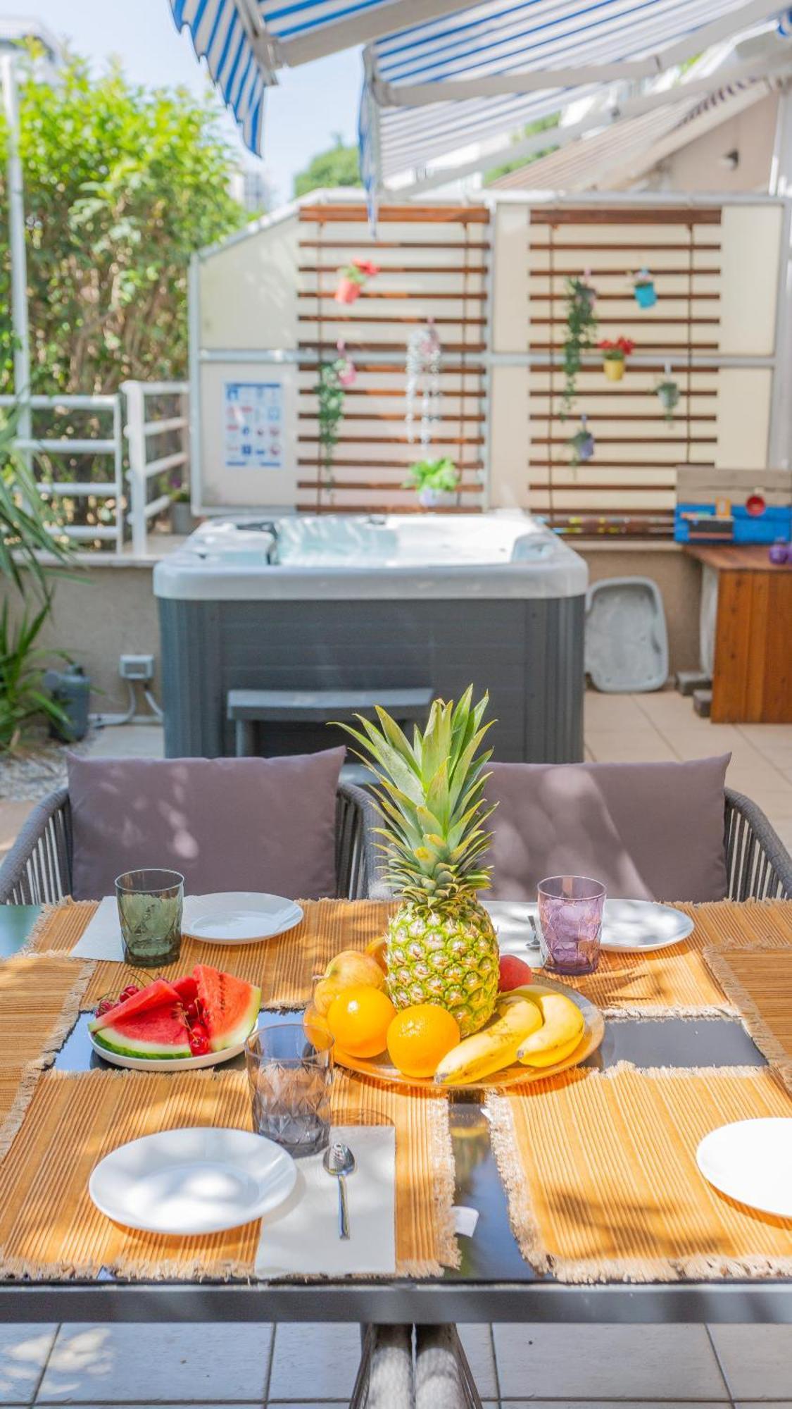 New Delux Green Garden Apartment With Hotube **** Split Zewnętrze zdjęcie
